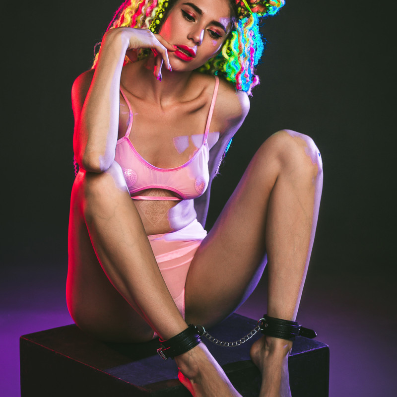 Поножи Party Hard Dreamer 1104-01lola