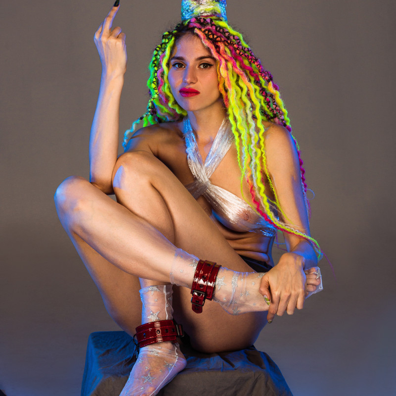 Поножи Party Hard Starfire 1105-01lola