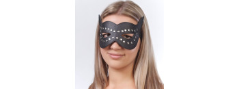 Маска на глаза с разрезами и заклепками 3087-1