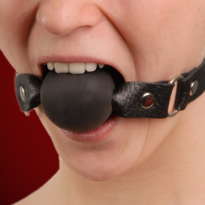 Кляп черный с шариком из латекса 3091-1