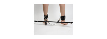 Распорка металлическая с карабинами 50 см 3344