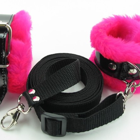 Набор на кровать с розовым мехом BDSM Light 760007ars