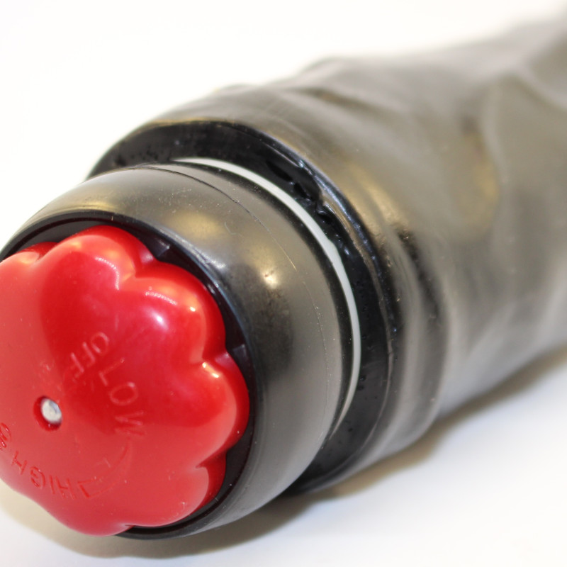 Вибратор  реалистик черный 47099-1-MM