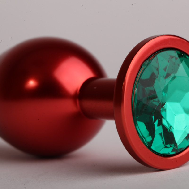 Анальная пробка 8,2 х 3,5см красная с зеленым стразом  47108-1-MM