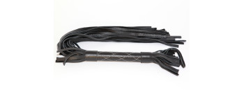 Плетка с белыми ромбами 45 см 54002ars