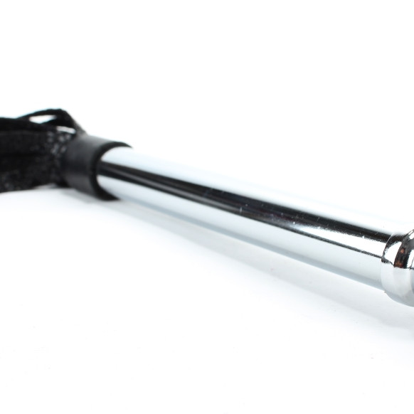 Плетка с металлической ручкой хвосты кож зам 54014ars