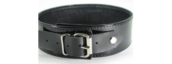 Ошейник из кожи лак на пряжке, с мягким подкладом 55034ars