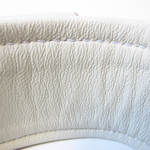 Ошейник со светлым подкладом 55037ars