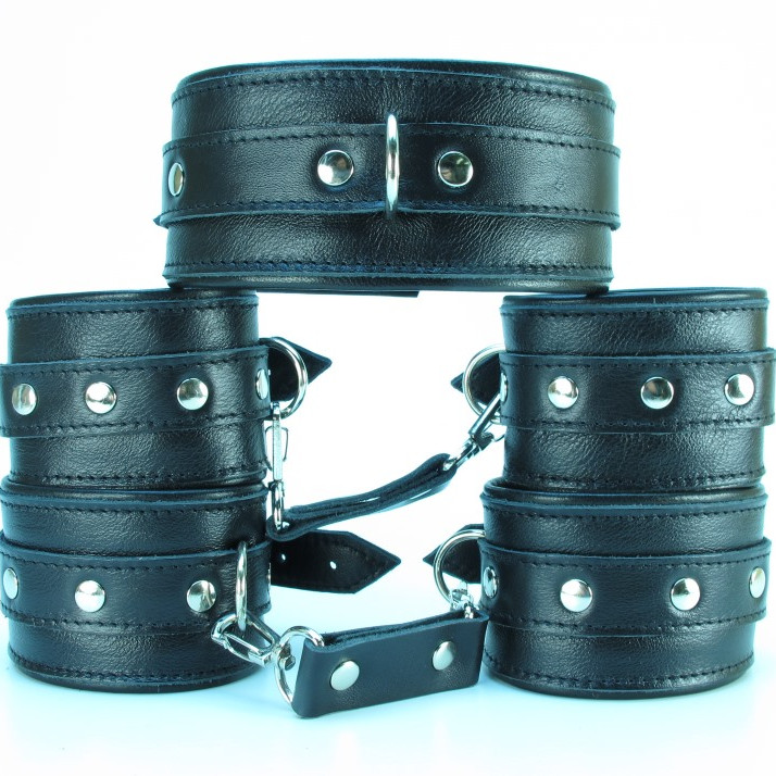 Набор аксессуаров из гладкой кожи 63008ars