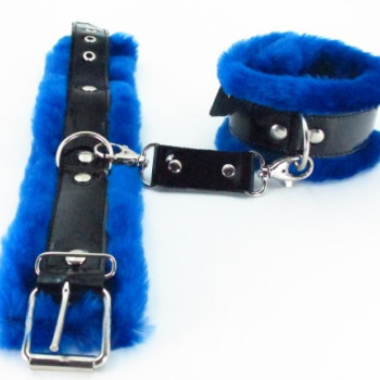 Синие наручники с мехом BDSM Light 710003ars