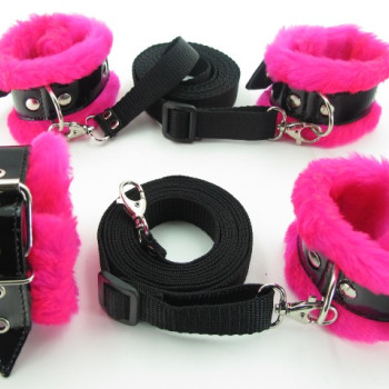 Набор на кровать с розовым мехом BDSM Light 760007ars