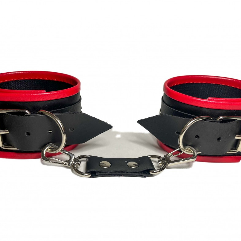 Наручники из эко-кожи черно-красные 50015ars
