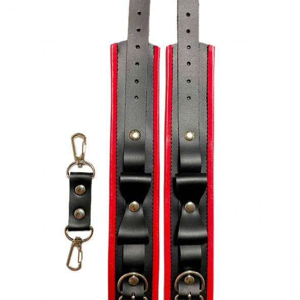 Наручники с бантиками из эко-кожи черно-красные 50008ars