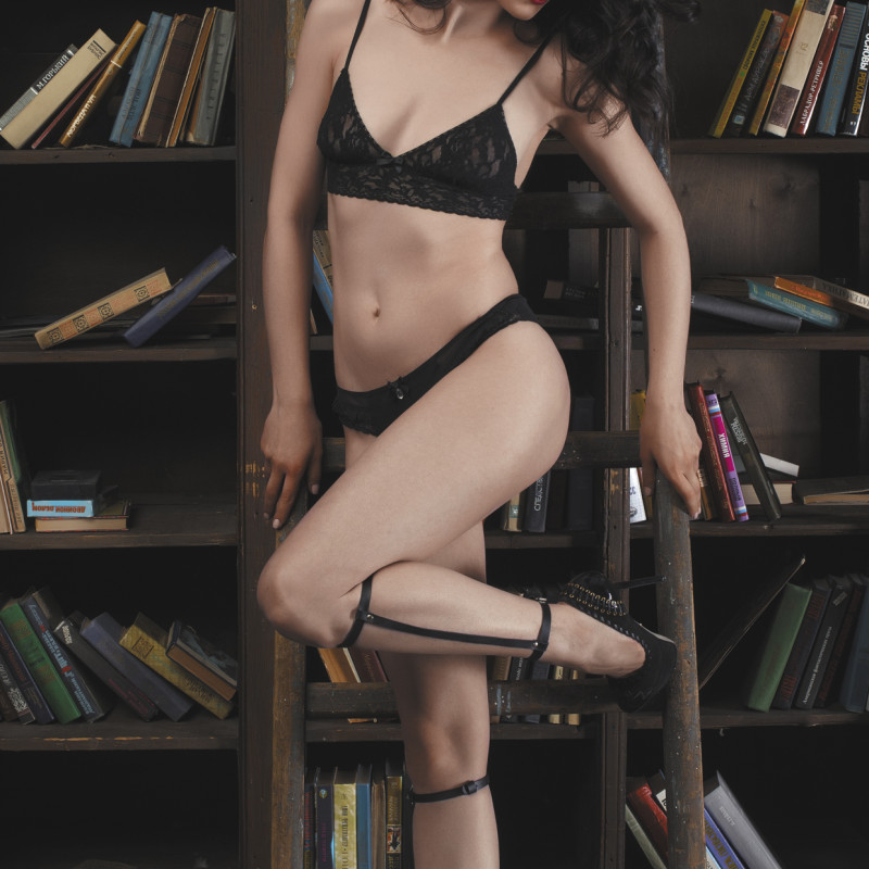 Гартеры на икры Arin Black 7704rebelts