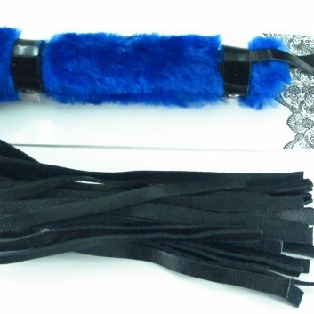 Нежная плеть с синим мехом BDSM Light 740003ars