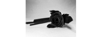 Плеть Чёрная Роза Лаковая с Кожаными Хвостами 40 см. 54073ars