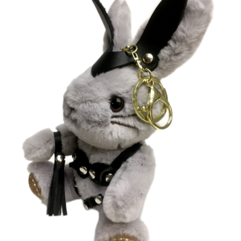 Брелок БДСМ зайчик с плетью 153ars