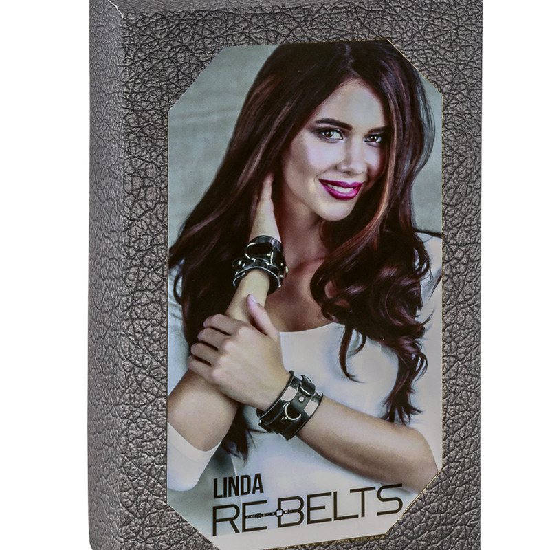 Наручники черные с зеркальным элементом и ремнями Linda Black 7732rebelts