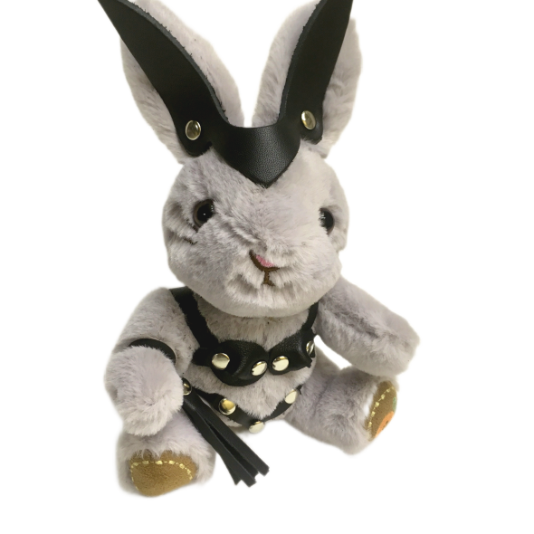 Брелок БДСМ зайчик с плетью 153ars